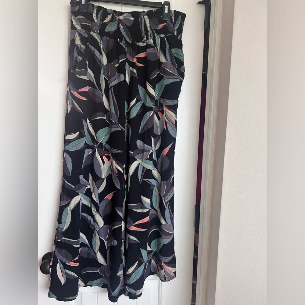 Ripcurl wide leg pants with smocked waist